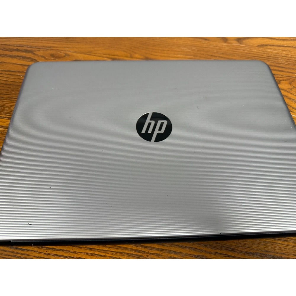 HP Stream 14 Laptop PC Silver TPN-I120 14-inch Screen For Parts‎ or Repair